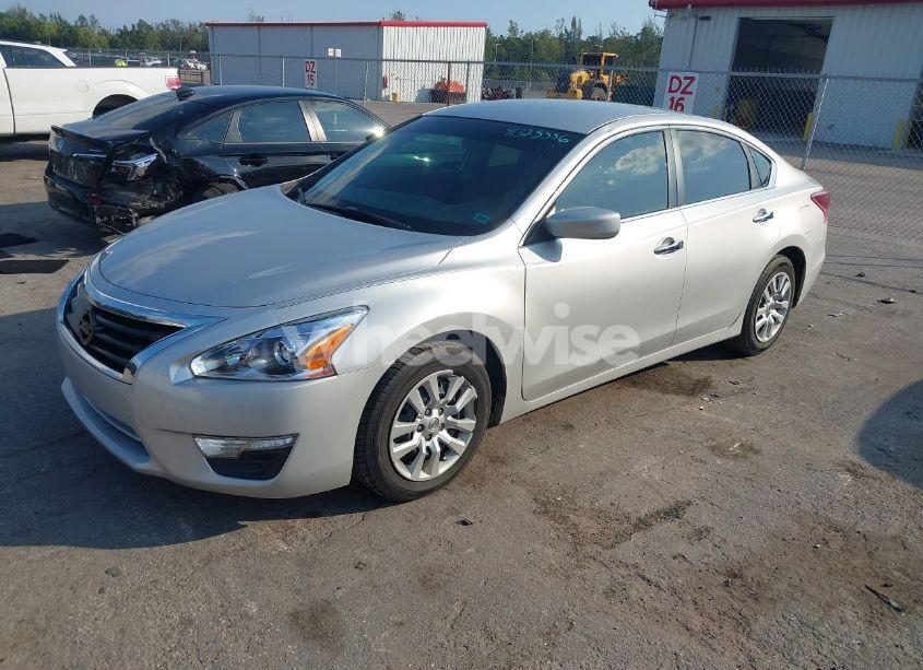 Photo 2 of 2013 Nissan Altima 2.5 S (VIN 1N4AL3AP0DC166294)