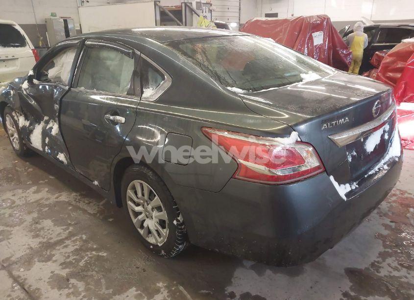Photo 3 of 2013 Nissan Altima 2.5 S (VIN 1N4AL3AP0DC172984)
