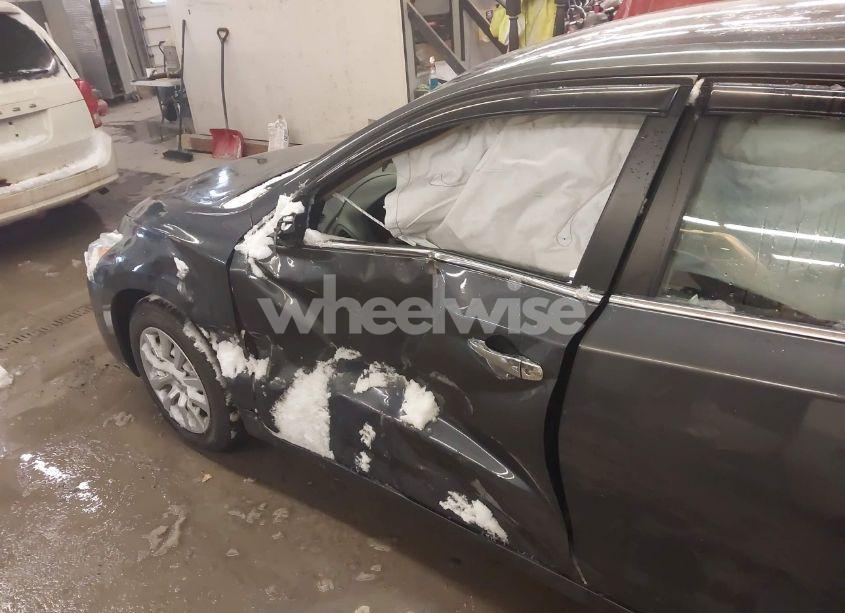 Photo 6 of 2013 Nissan Altima 2.5 S (VIN 1N4AL3AP0DC172984)