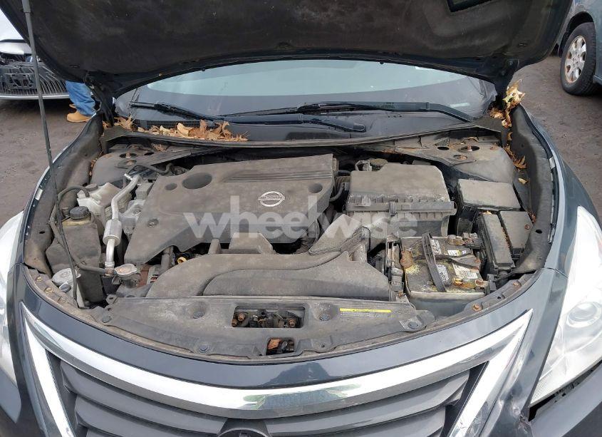 Photo 10 of 2013 Nissan Altima 2.5 SV (VIN 1N4AL3AP0DC193849)
