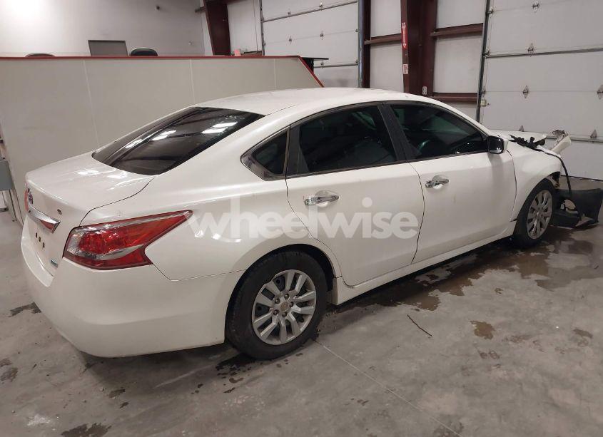 Photo 4 of 2013 Nissan Altima 2.5 S (VIN 1N4AL3AP0DC202615)