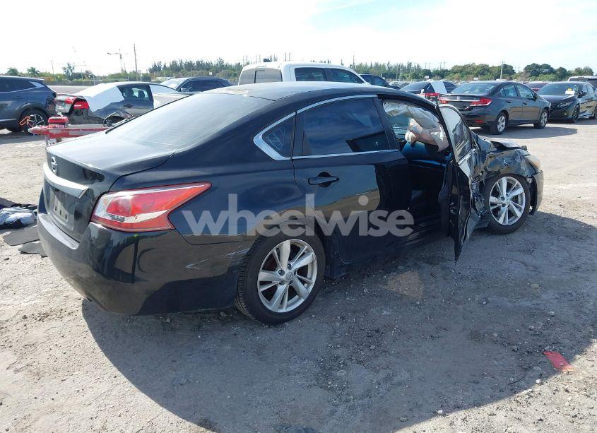 Photo 4 of 2013 Nissan Altima 2.5 S (VIN 1N4AL3AP0DC233301)