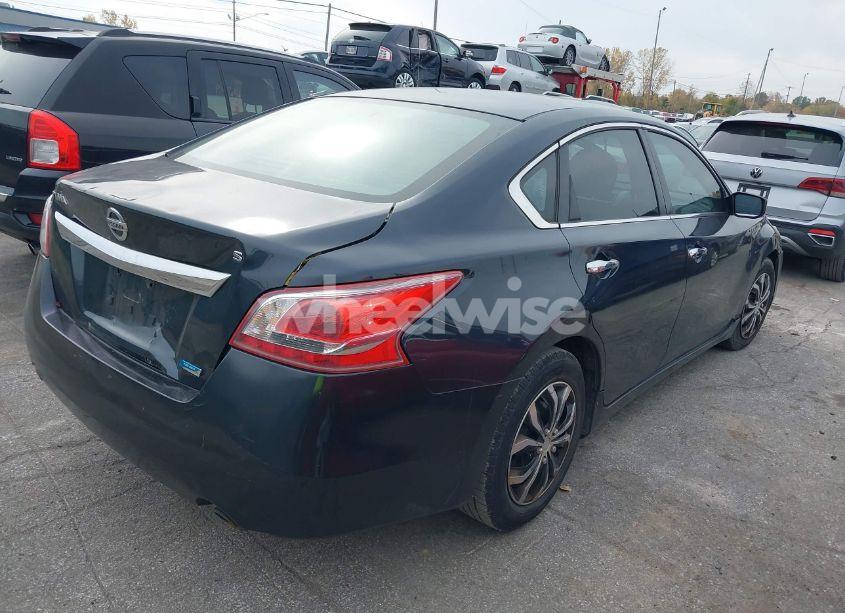 Photo 4 of 2013 Nissan Altima 2.5 S (VIN 1N4AL3AP0DC239955)