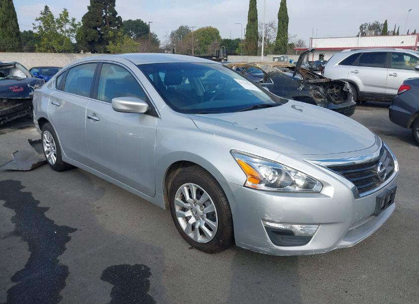 2013 Nissan Altima 2.5 S (VIN 1N4AL3AP0DC255332) main photo