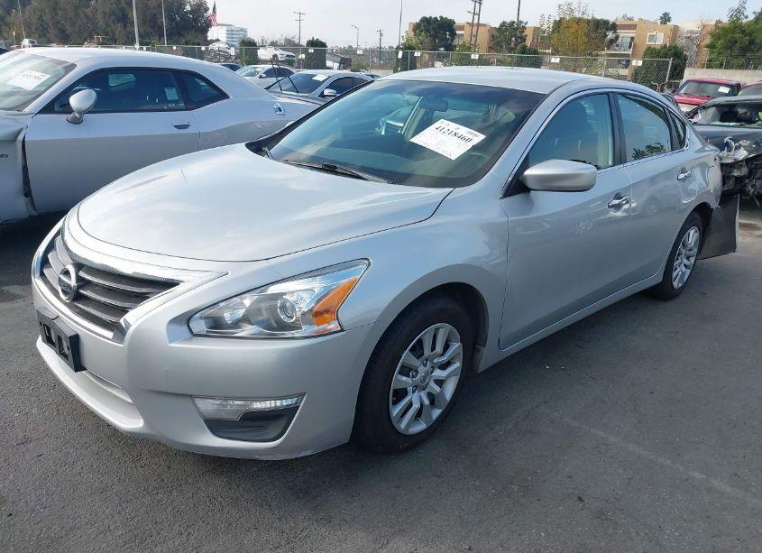 Photo 2 of 2013 Nissan Altima 2.5 S (VIN 1N4AL3AP0DC255332)