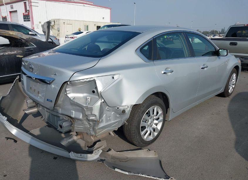 Photo 4 of 2013 Nissan Altima 2.5 S (VIN 1N4AL3AP0DC255332)