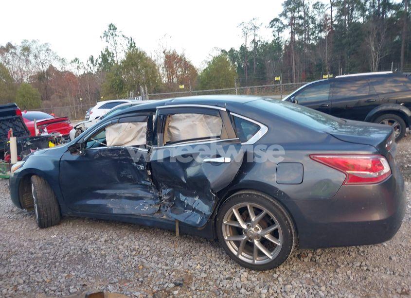 Photo 15 of 2013 Nissan Altima 2.5 S (VIN 1N4AL3AP0DC256142)