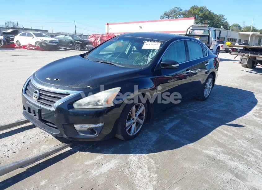 Photo 2 of 2013 Nissan Altima 2.5 SV (VIN 1N4AL3AP0DC266167)