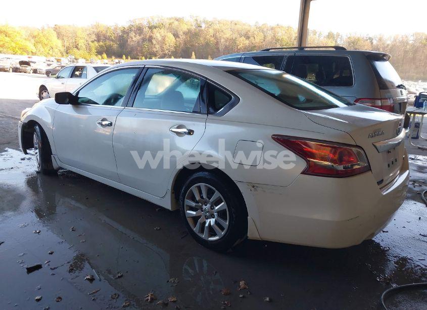 Photo 3 of 2013 Nissan Altima 2.5 S (VIN 1N4AL3AP0DC296575)
