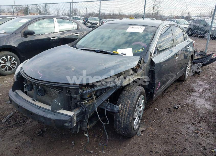 Photo 2 of 2013 Nissan Altima 2.5 S (VIN 1N4AL3AP0DC298455)