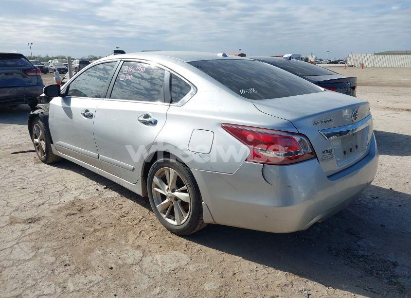 Photo 3 of 2013 Nissan Altima 2.5 SL (VIN 1N4AL3AP0DC921850)