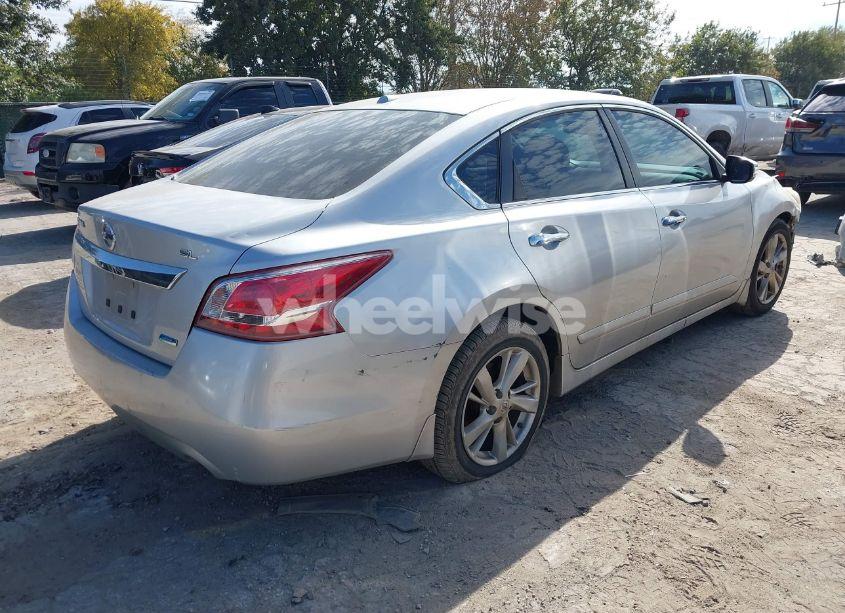 Photo 4 of 2013 Nissan Altima 2.5 SL (VIN 1N4AL3AP0DC921850)