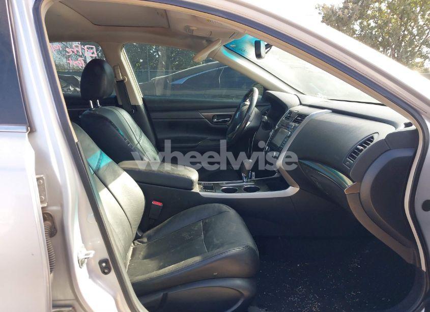 Photo 5 of 2013 Nissan Altima 2.5 SL (VIN 1N4AL3AP0DC921850)