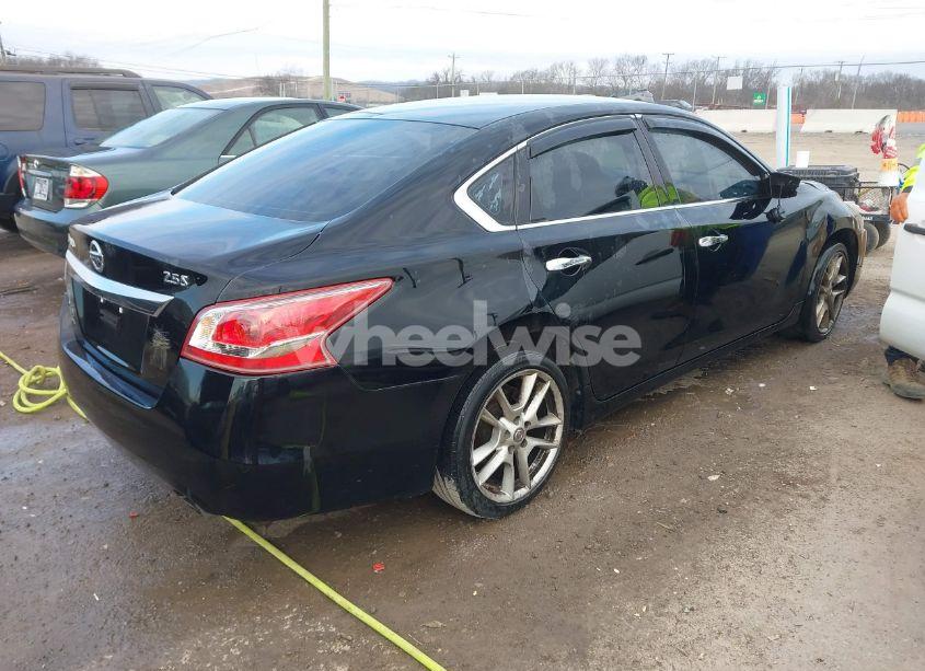 Photo 4 of 2013 Nissan Altima 2.5 S (VIN 1N4AL3AP0DN427797)