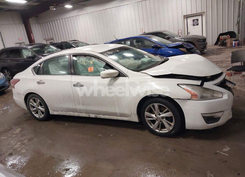 Photo 13 of 2013 Nissan Altima 2.5 SV (VIN 1N4AL3AP0DN433308)