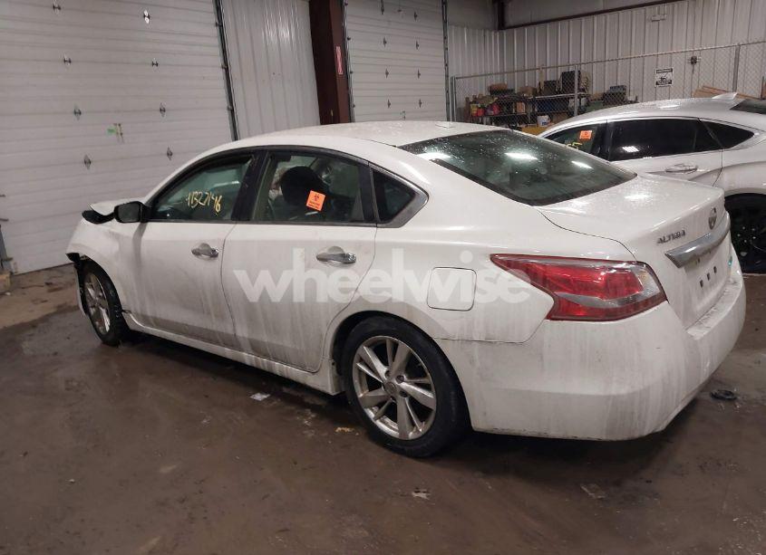 Photo 3 of 2013 Nissan Altima 2.5 SV (VIN 1N4AL3AP0DN433308)