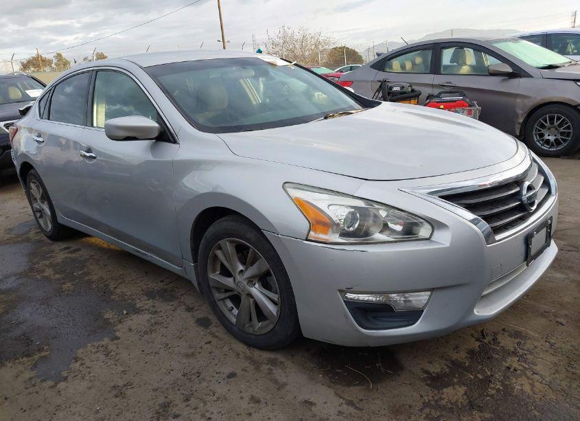 2013 Nissan Altima 2.5 SV (VIN 1N4AL3AP0DN457558) main photo