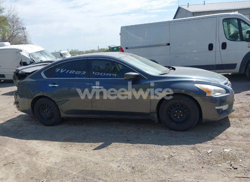 Photo 14 of 2013 Nissan Altima 2.5 SV (VIN 1N4AL3AP0DN475350)