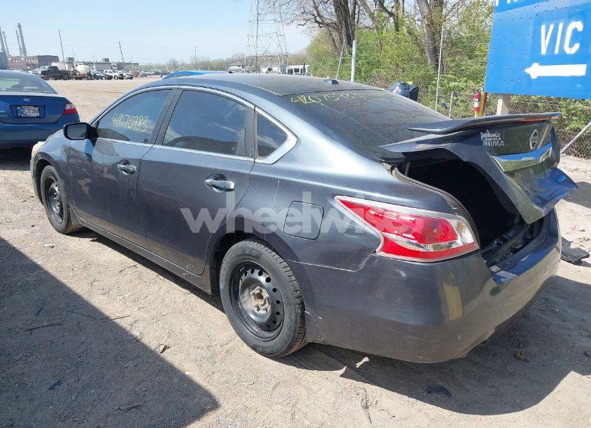 Photo 3 of 2013 Nissan Altima 2.5 SV (VIN 1N4AL3AP0DN475350)