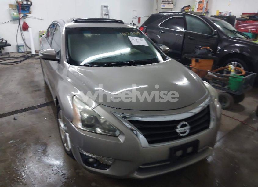 Photo 13 of 2013 Nissan Altima 2.5 SL (VIN 1N4AL3AP0DN477762)