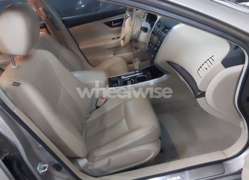 Photo 5 of 2013 Nissan Altima 2.5 SL (VIN 1N4AL3AP0DN477762)