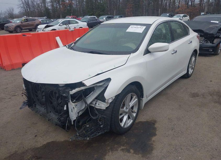 Photo 2 of 2013 Nissan Altima 2.5 SV (VIN 1N4AL3AP0DN491158)