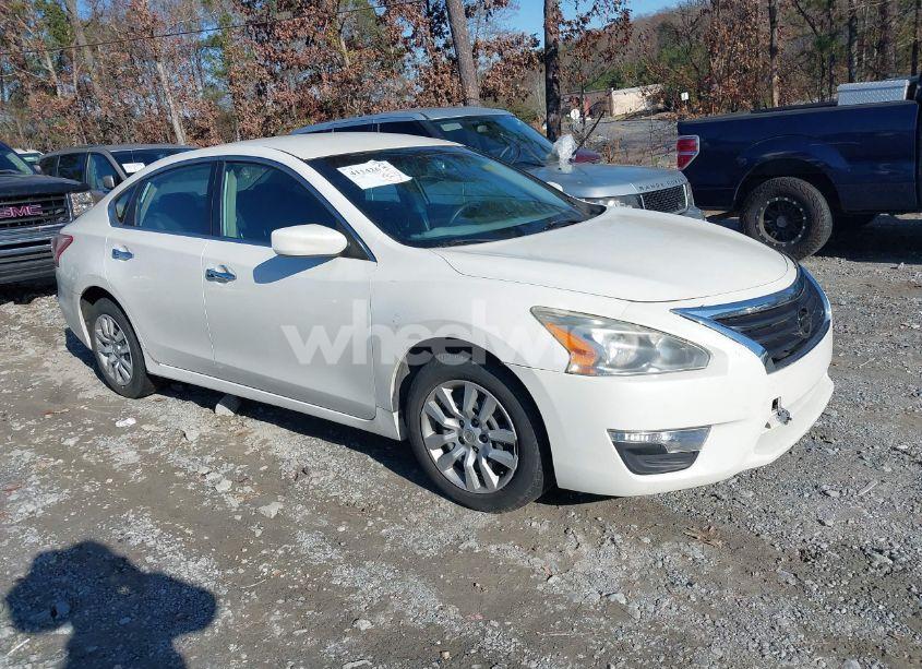 2013 Nissan Altima 2.5 S (VIN 1N4AL3AP0DN501932) main photo