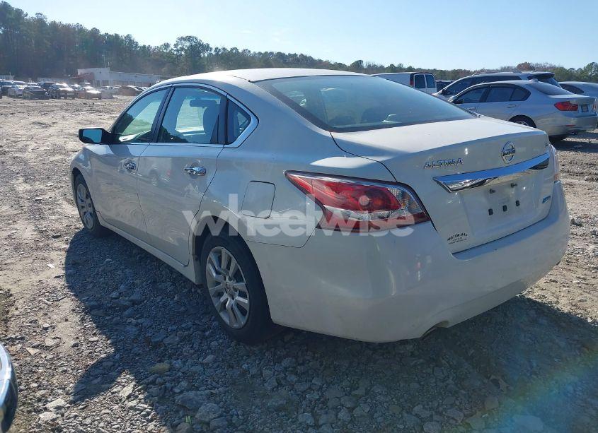 Photo 3 of 2013 Nissan Altima 2.5 S (VIN 1N4AL3AP0DN501932)