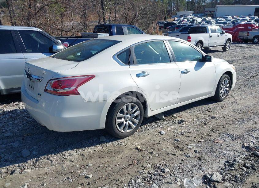 Photo 4 of 2013 Nissan Altima 2.5 S (VIN 1N4AL3AP0DN501932)