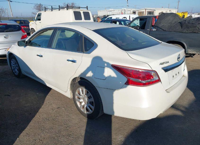 Photo 3 of 2013 Nissan Altima 2.5 S (VIN 1N4AL3AP0DN520559)