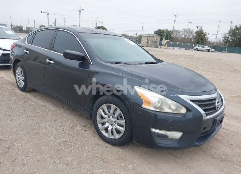 2013 Nissan Altima 2.5 S (VIN 1N4AL3AP0DN521775) main photo