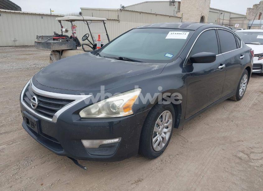 Photo 2 of 2013 Nissan Altima 2.5 S (VIN 1N4AL3AP0DN521775)