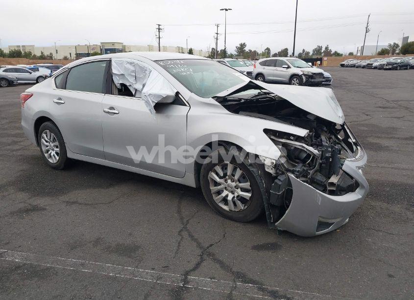2013 Nissan Altima 2.5 S (VIN 1N4AL3AP0DN553920) main photo