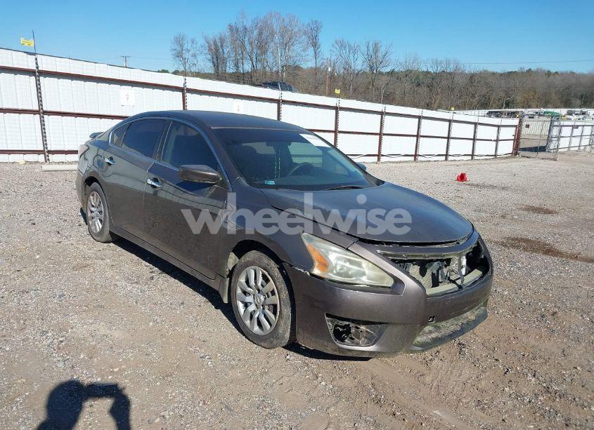 2013 Nissan Altima 2.5 S (VIN 1N4AL3AP0DN561967) main photo