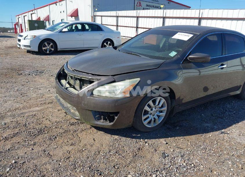 Photo 13 of 2013 Nissan Altima 2.5 S (VIN 1N4AL3AP0DN561967)