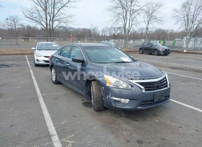 Photo 6 of 2013 Nissan Altima 2.5 S (VIN 1N4AL3AP0DN571768)