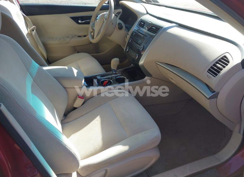 Photo 5 of 2013 Nissan Altima 2.5 S (VIN 1N4AL3AP0DN579711)