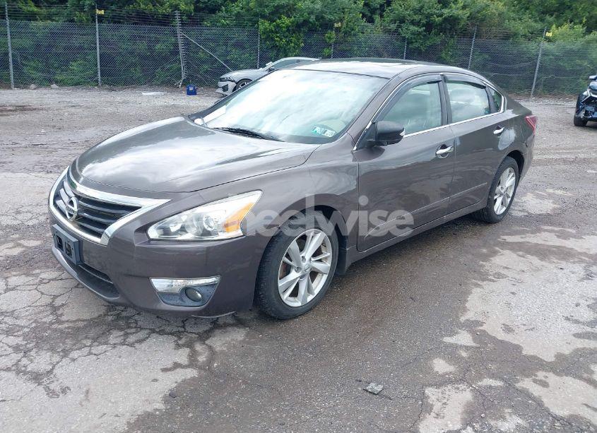 Photo 2 of 2013 Nissan Altima 2.5 SL (VIN 1N4AL3AP0DN589381)