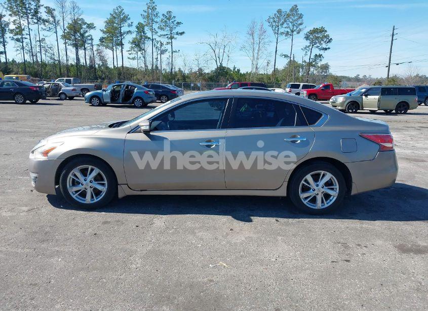Photo 14 of 2014 Nissan Altima 2.5 SV (VIN 1N4AL3AP0EC107599)