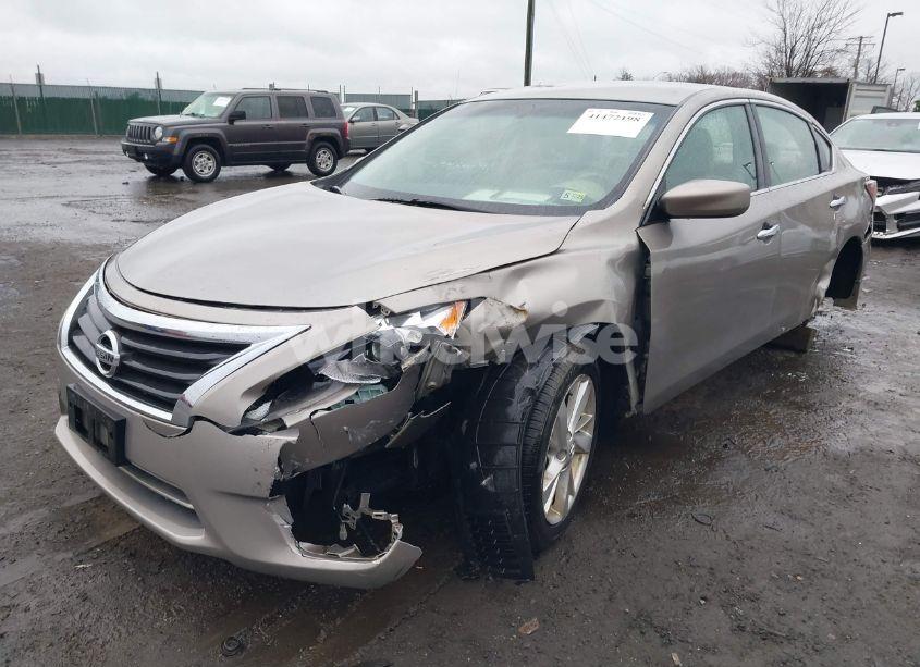 Photo 2 of 2014 Nissan Altima 2.5 SV (VIN 1N4AL3AP0EC115704)