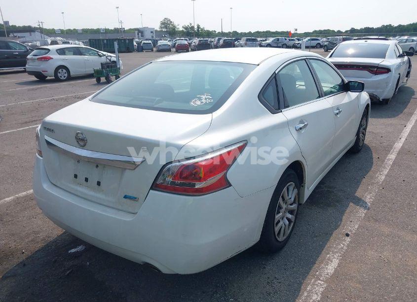 Photo 4 of 2014 Nissan Altima 2.5 S (VIN 1N4AL3AP0EC117114)