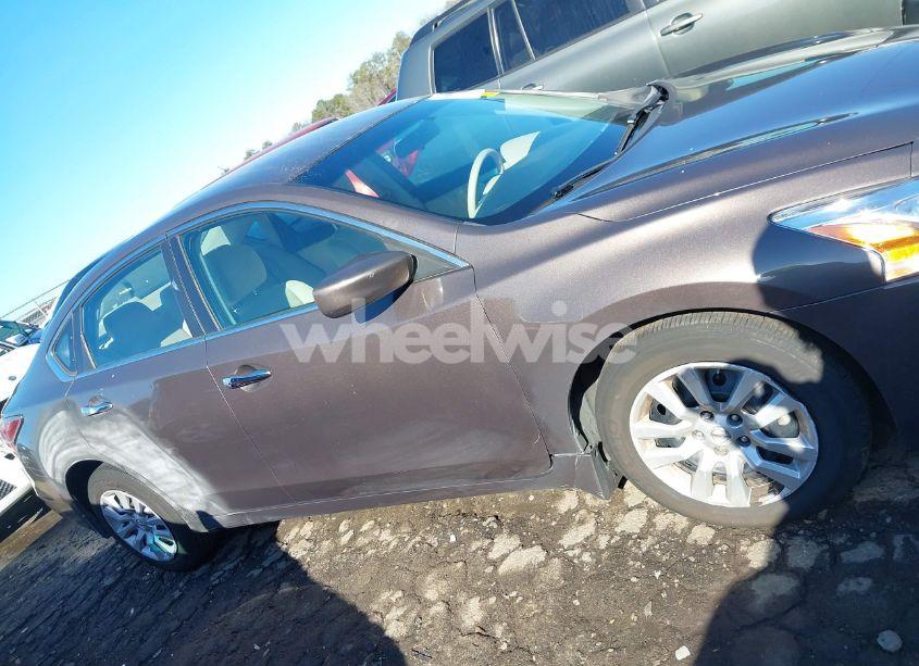 Photo 13 of 2014 Nissan Altima 2.5 S (VIN 1N4AL3AP0EC119400)