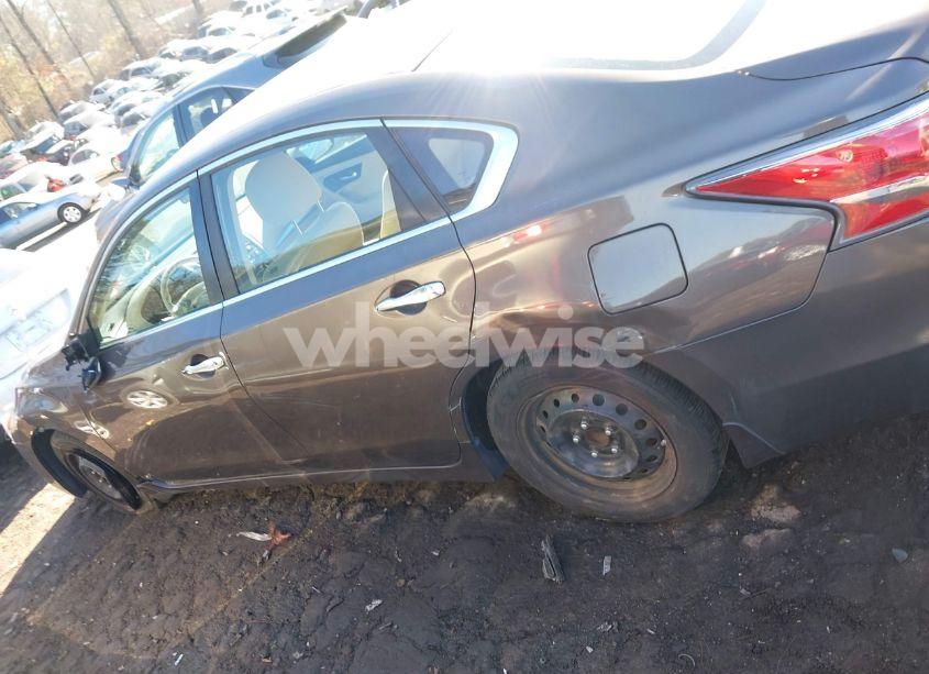 Photo 14 of 2014 Nissan Altima 2.5 S (VIN 1N4AL3AP0EC119400)