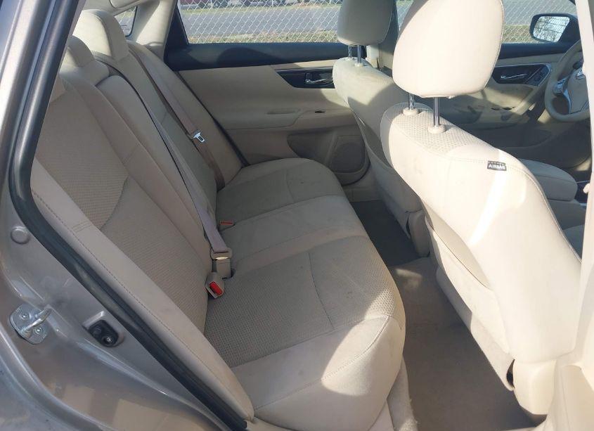 Photo 8 of 2014 Nissan Altima 2.5 S (VIN 1N4AL3AP0EC125214)