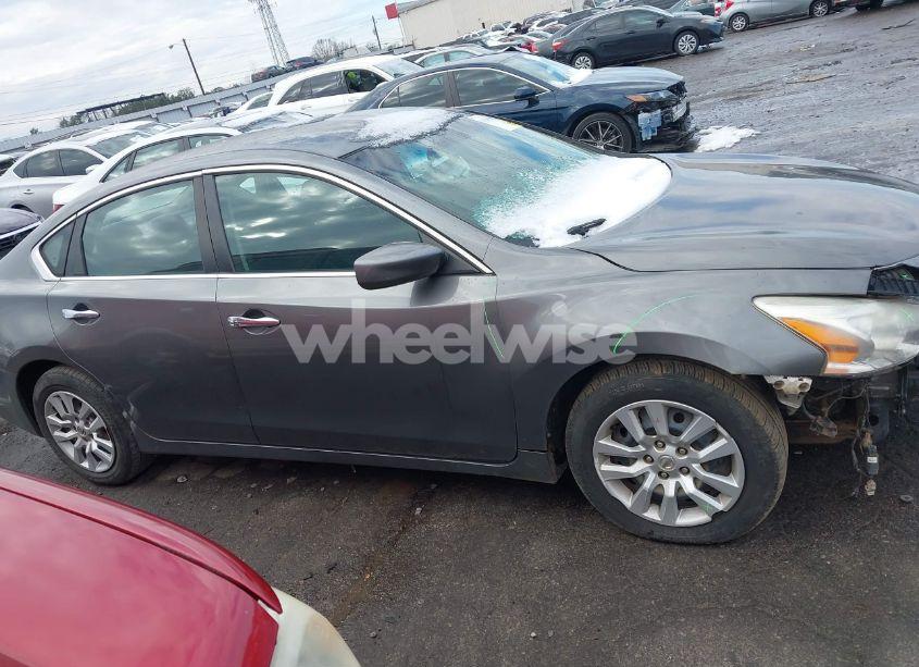 Photo 13 of 2014 Nissan Altima 2.5 S (VIN 1N4AL3AP0EC130462)