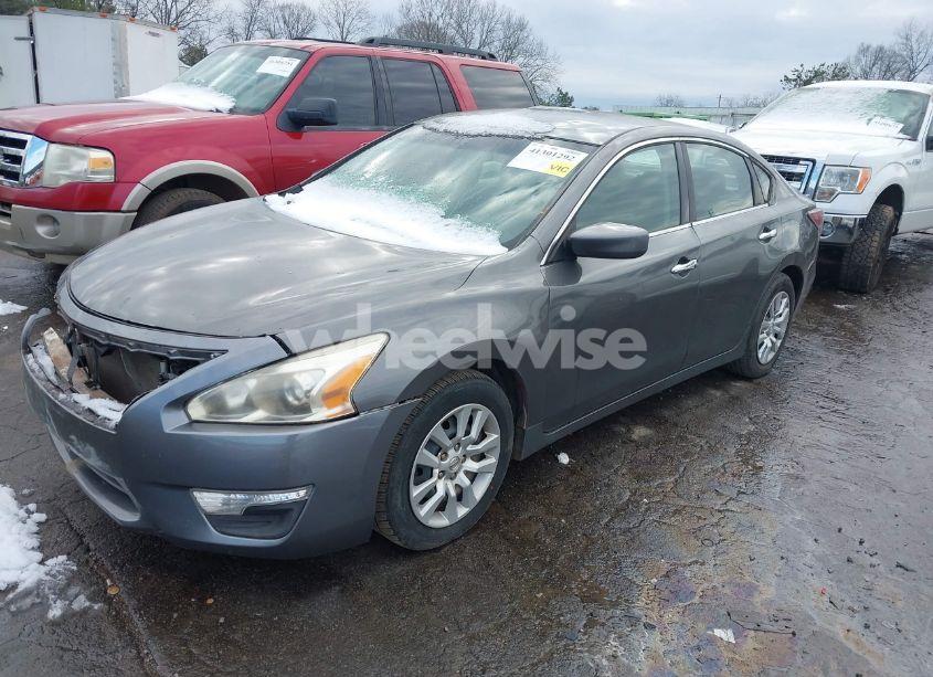 Photo 2 of 2014 Nissan Altima 2.5 S (VIN 1N4AL3AP0EC130462)