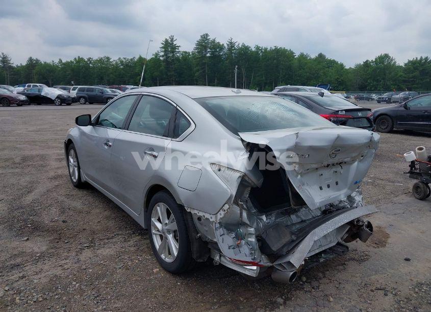 Photo 3 of 2014 Nissan Altima 2.5 SV (VIN 1N4AL3AP0EC135712)