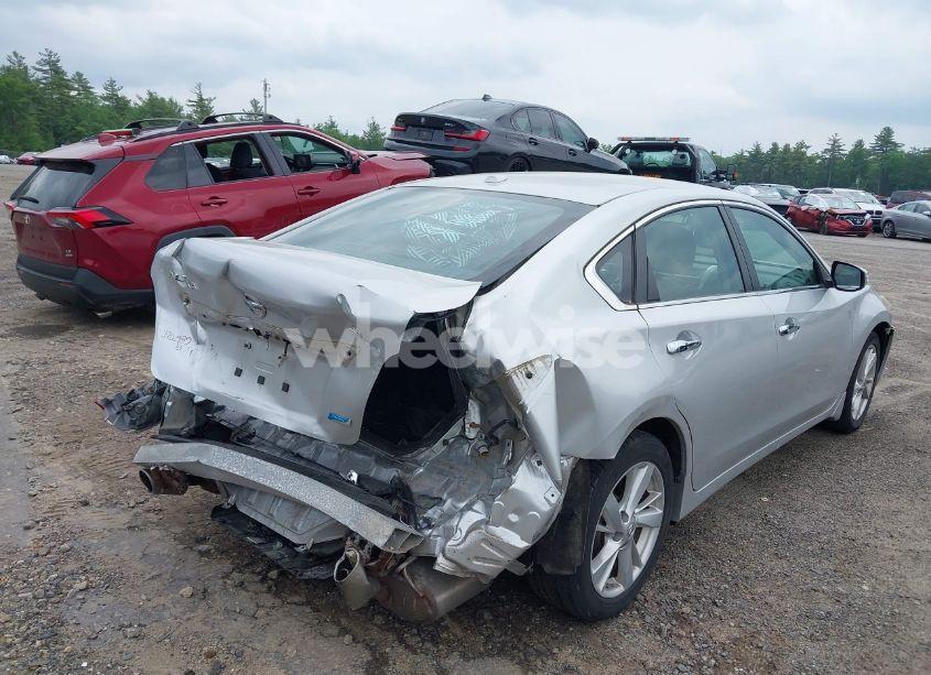 Photo 4 of 2014 Nissan Altima 2.5 SV (VIN 1N4AL3AP0EC135712)