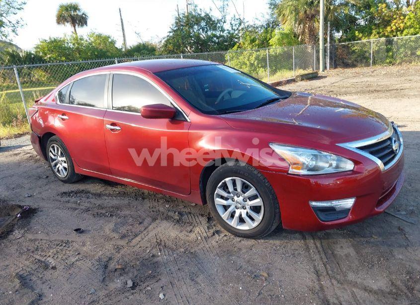 Photo 13 of 2014 Nissan Altima 2.5 S (VIN 1N4AL3AP0EC141574)