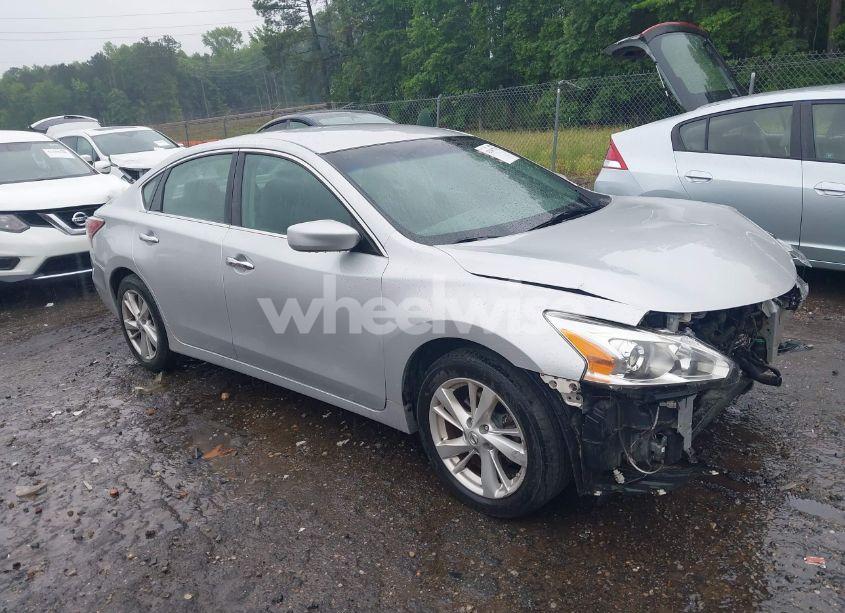 2014 Nissan Altima 2.5 SV (VIN 1N4AL3AP0EC147326) main photo